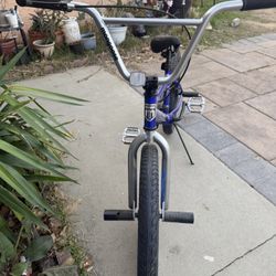 Mongoose Index 2.0 Bicycle 