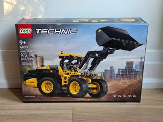 Lego Technic Volvo L120 Electric Wheel Loader