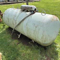 250 gallon propane tank