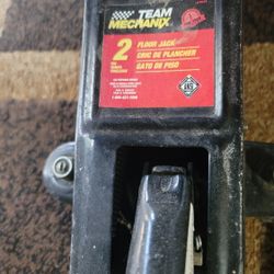 2 × 4 Jack good condition