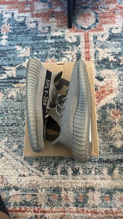 Adidas Yeezy Boost 350 V2 - Granite size 9.5 M