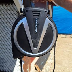 Vanguard 40-foot retractable extension cord reel with a triple tap outlet