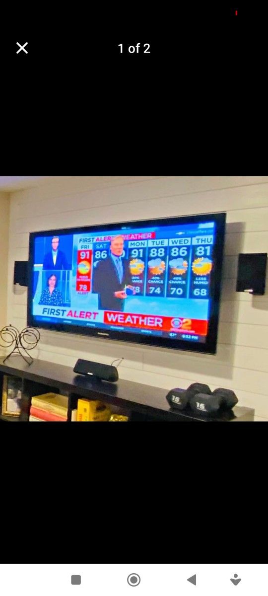50 Inch Flat Screen TV With Mount+Remote 