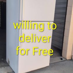 Whirlpool Apartment Size Refrigerator 18 cuft capacity