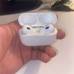 AirPods Pro’s