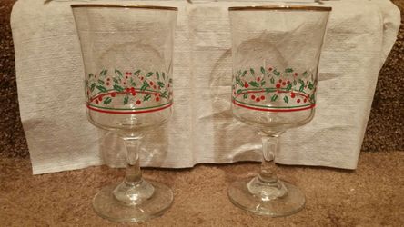 2 Vintage Arbys Holiday Glasses Gold Rim
