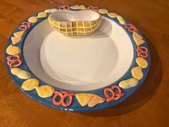 Chip and dip platter