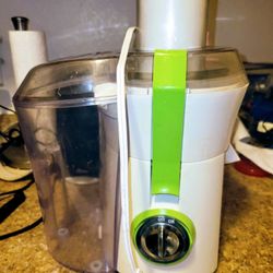 Hamilton Beach Wide Mouth Juice Extractor