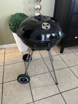 Charcoal grill