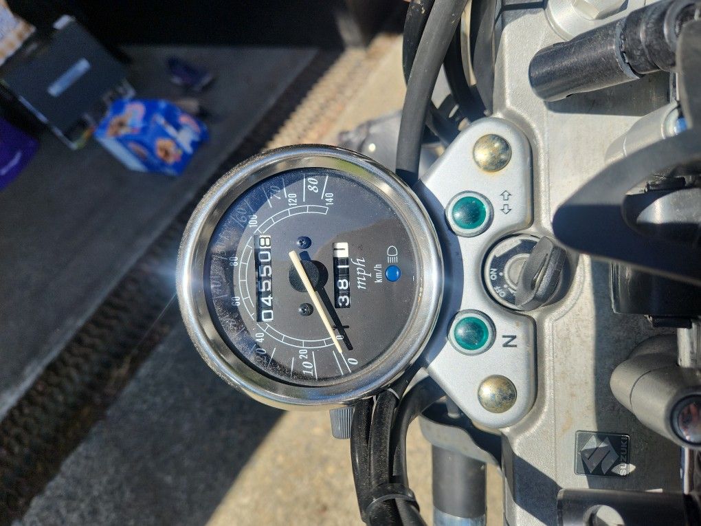 2005 Suzuki GZ250K5