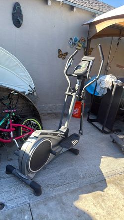 ProForm 225 CSE Elliptical Trainer