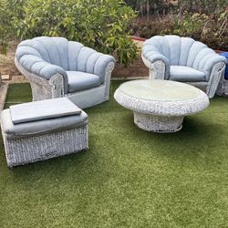Wicker Patio Set With Good Cushions