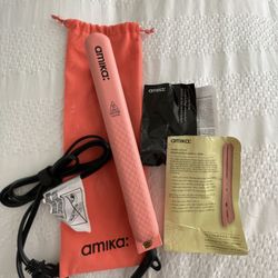 Amika Hair Straightener 