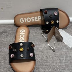 Gioseppo Women Sandals , Brand New , Size 7.5 Price:$45 Original Price $120