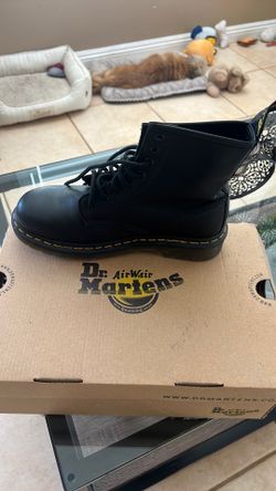 Dr Airwair  Martens Boots 