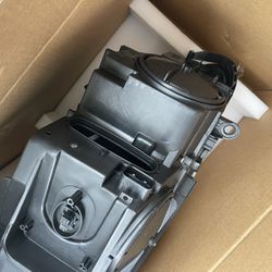 2015 BMW X5 Headlight 