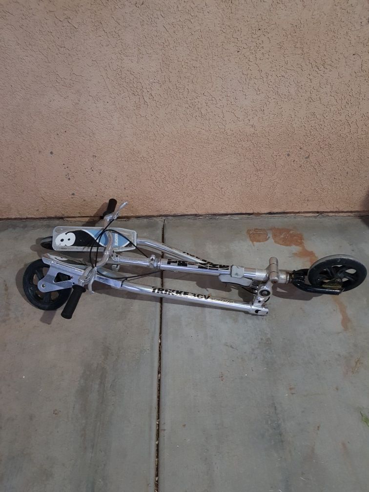 Trikke 8 3CV Scooter