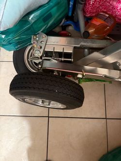 TOWING DOLLIES