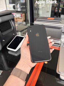 Apple iPhone XR 128GB! Unlocked to any company! 90 day warranty!