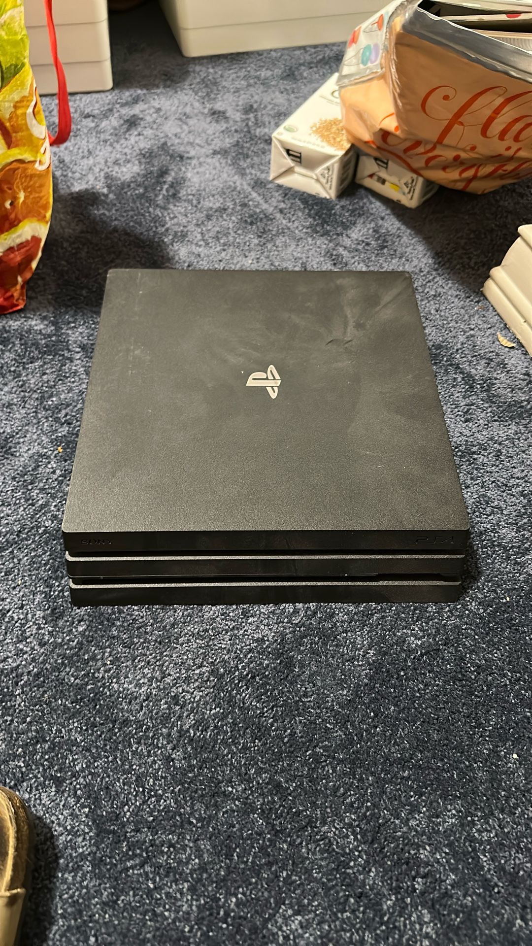 Play Station 4 w/disc Drive & Controller (needs Repair)