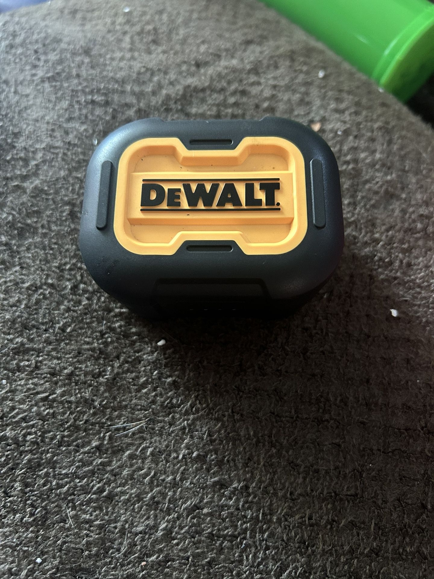 DEWALT Headphones 