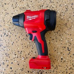 Milwaukee M18 18V Lithium-Ion 570 MPH Brushless Cordless Precision Blower with Variable Speed Trigger and Trigger Lock