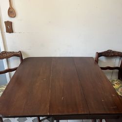 Antique Dining Room Table With Claw Feet 