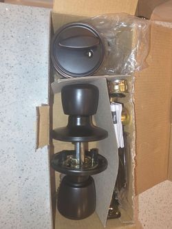 Waterbury combo pack single cylinder deadbolt new aged bronze
Handle shape tulip
Backset Adjustable 2 3/8 or 2
Latch tipe standart 3/4
Several quan
