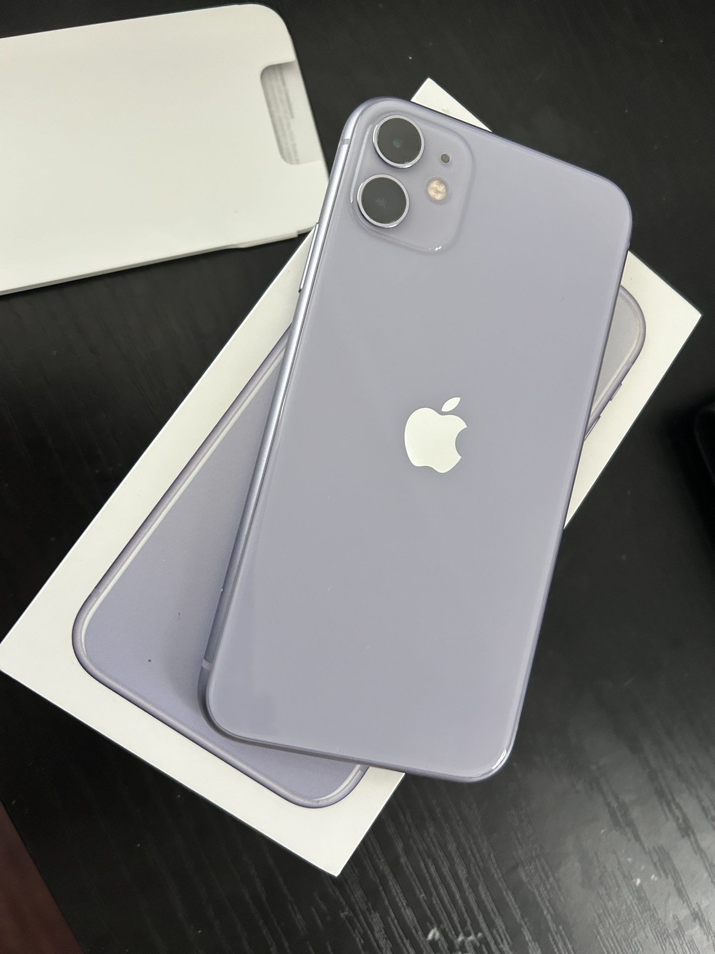 iPhone 11 64 Gb