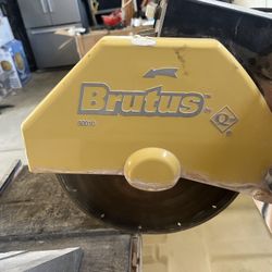 BRUTUS  QEP 60010 Professional Tile Saw