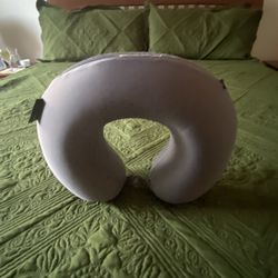 Travel Pillow 