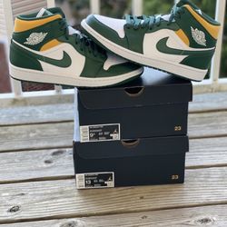 BRAND NEW JORDAN 1 MID “SONICS” FOR SALE!!! MEN SIZES 9.5 & 13 $160