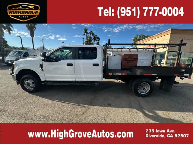 2019 Ford F350 Super Duty Crew Cab & Chassis