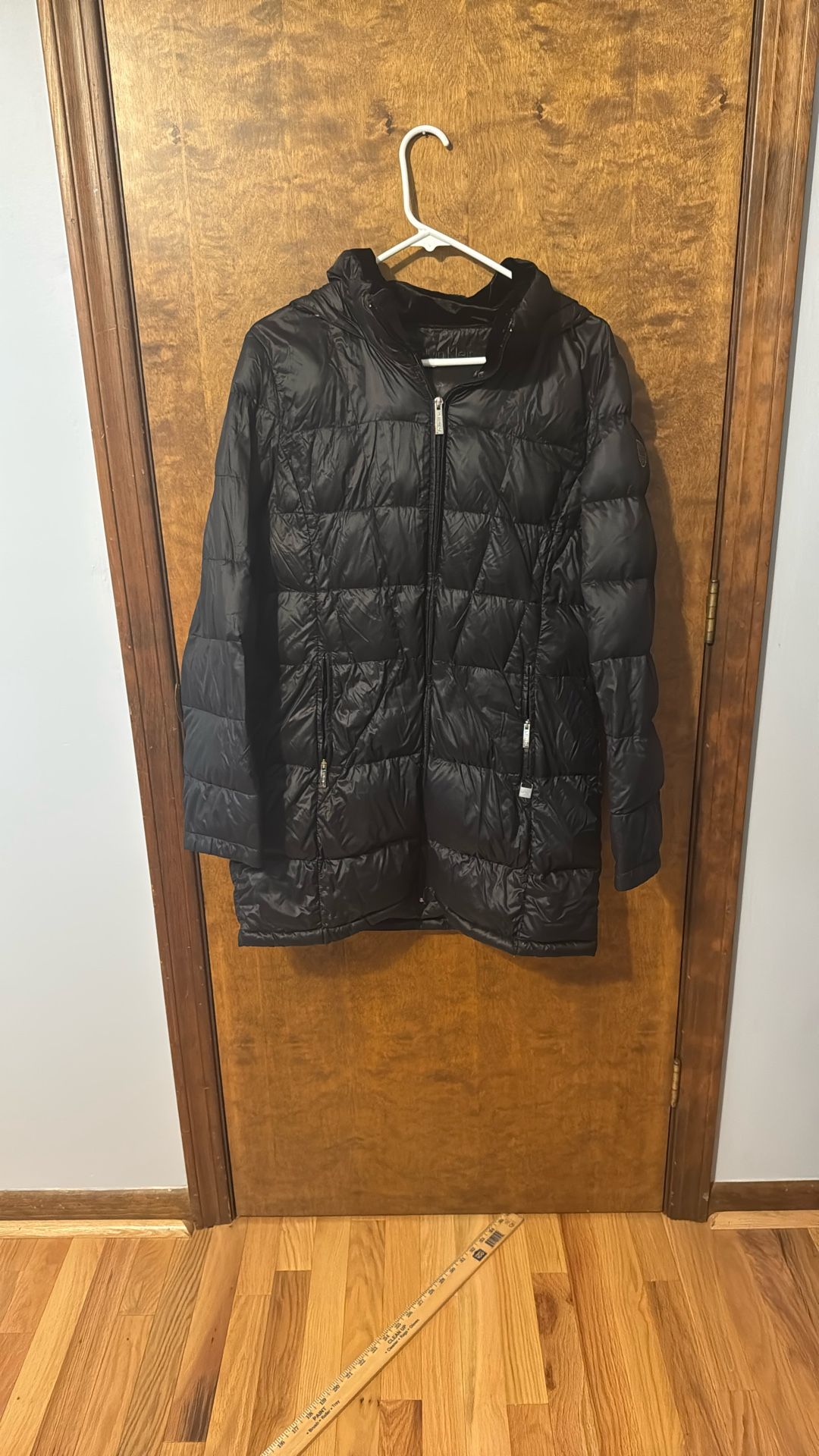 Calvin Klein Women’s Hooded Black Puffer Jacket—Size L