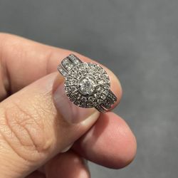 10KT White Gold 1.25ct TW Diamond Ring