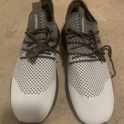 Men Sz. 11 Brand New Light Weight Easy To Wear