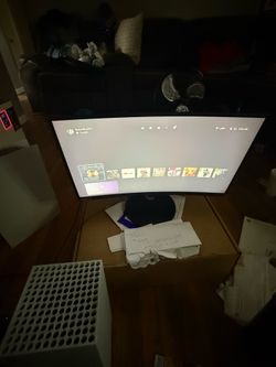 Xbox series X and monitor