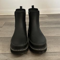 Black Hunter Chelsea Rain Boots, Size W9 / UK 7