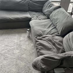 Modular Sectional Couch (DELIVERY OFFERED)