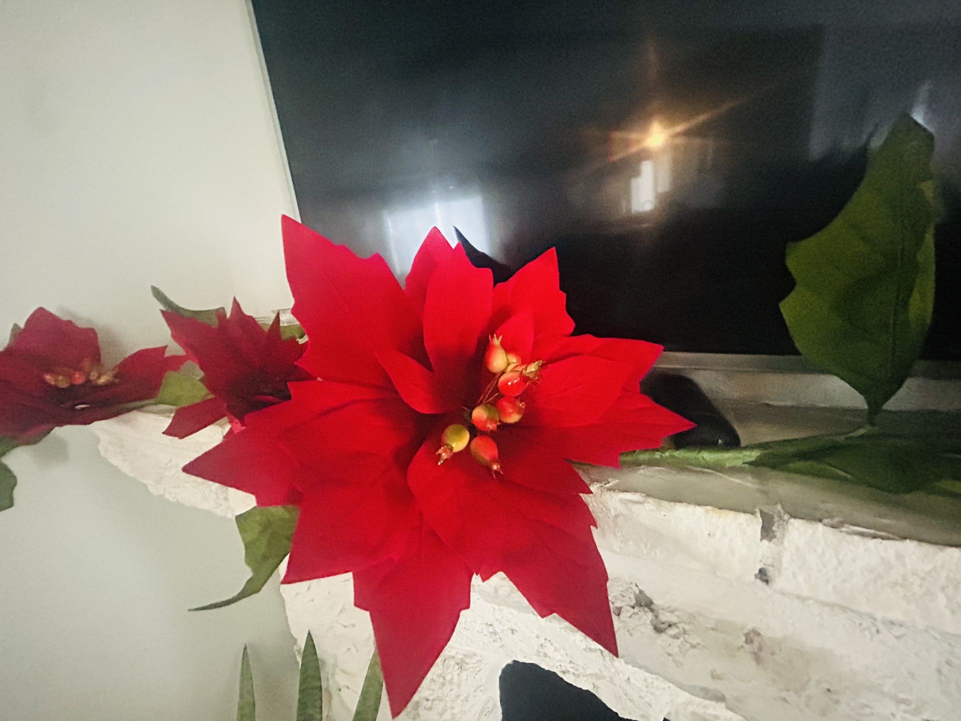 Red Poinsettia Garland 10ft Long
