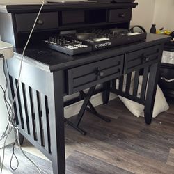 Free Desk 