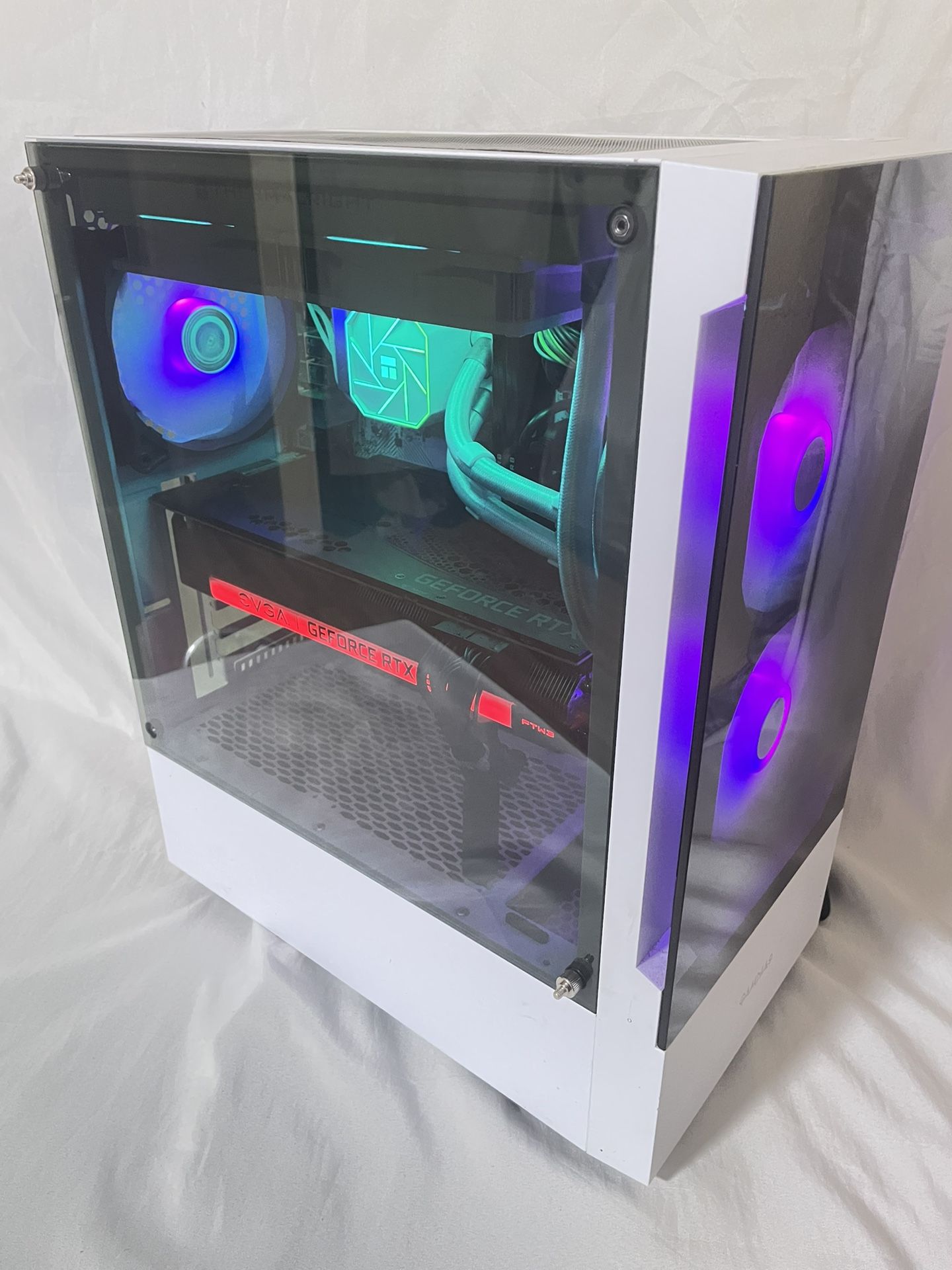 High end gaming setup + pc | 3070ti + 32GIG DDR5 + 3TB STORAGE