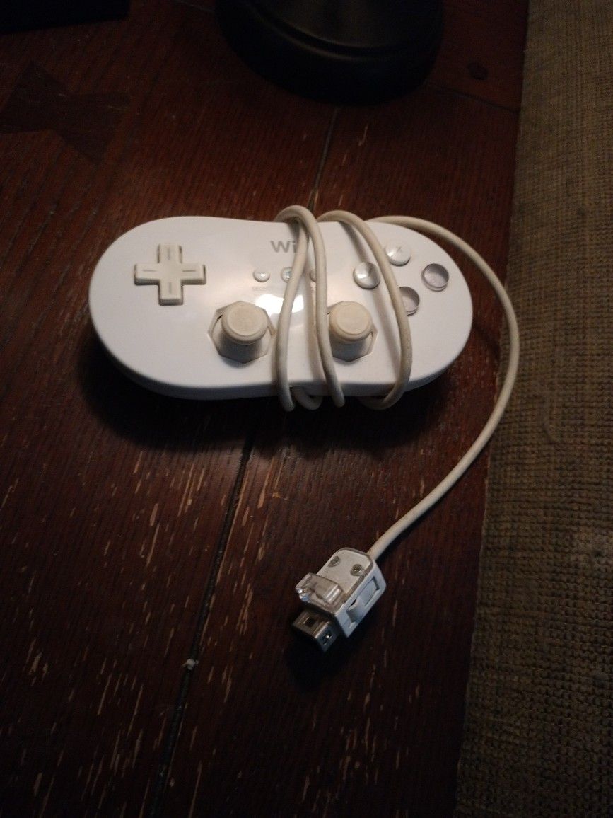 Nintendo Wii Classic Controller