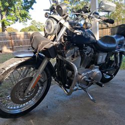 650 883 Harley Davidson Sportster 2003