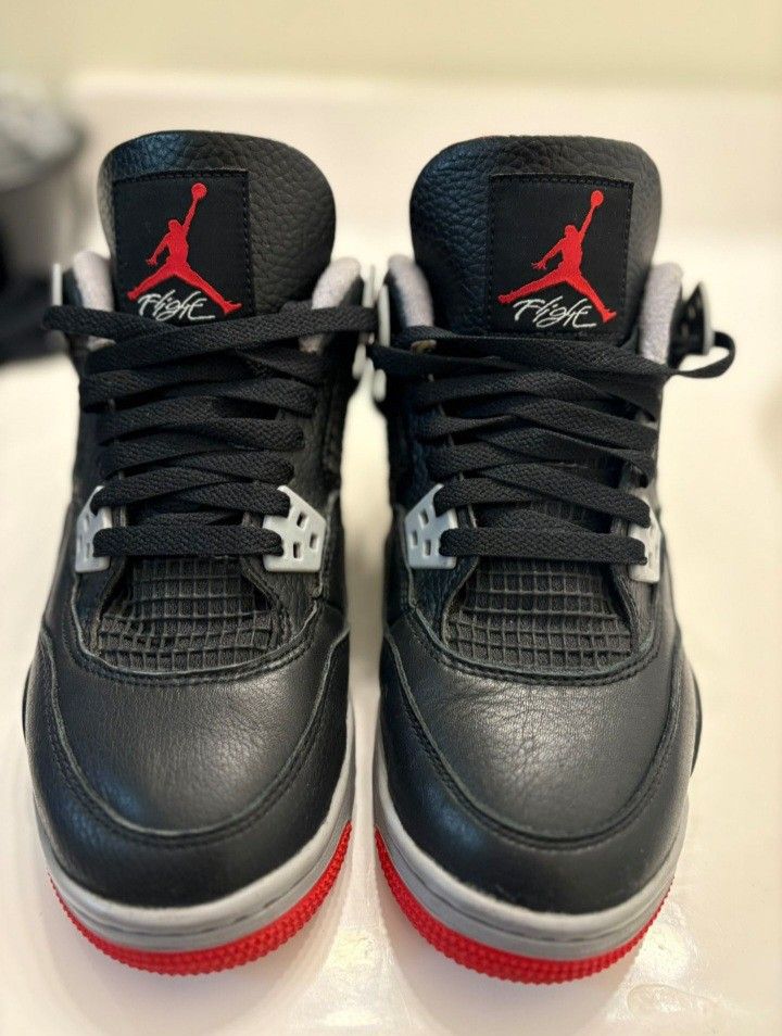 Jordan 4 Retro