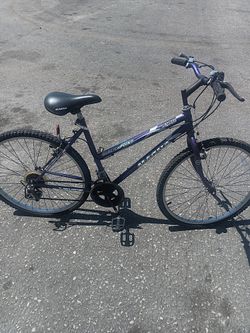 !! Bicycle  MAGNA GLACIER 26 In Wheels Back Brake Needs Adjustment Firm Price No less