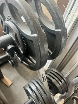 weight wrack with barbell