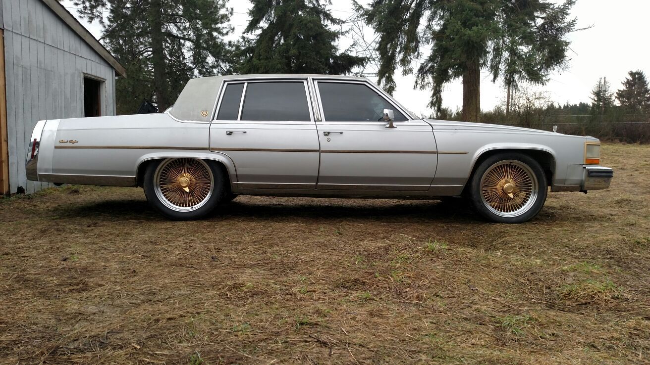 1986 Cadillac fleetwood brougham 20" daytons