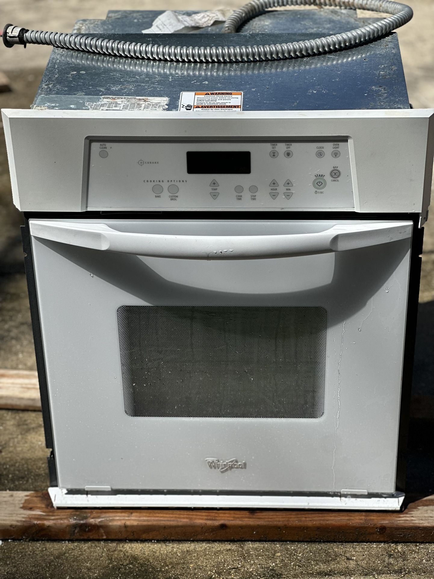 Whirlpool Wall Mount Oven for Sale in Silver Spring, MD OfferUp