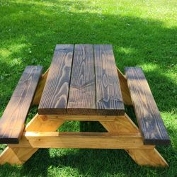 Kid's Picnic Bench